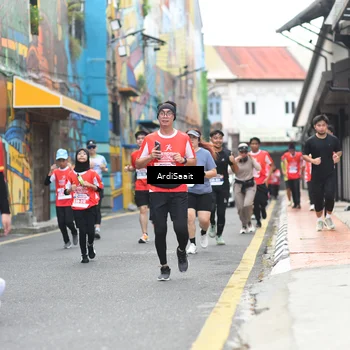 Runner Photo 8103215