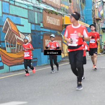 Runner Photo 8103220
