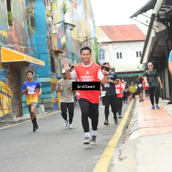 Runner Photo 8103243