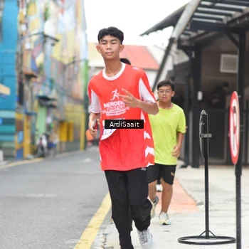 Runner Photo 8103245