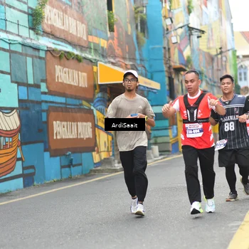 Runner Photo 8103254