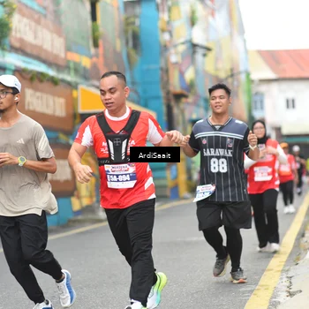 Runner Photo 8103257