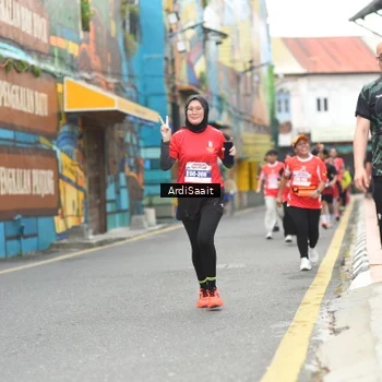 Runner Photo 8103266
