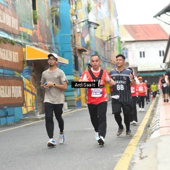Runner Photo 8103272