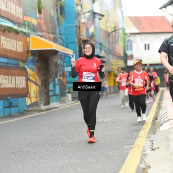 Runner Photo 8103278