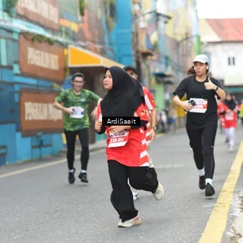 Runner Photo 8103283