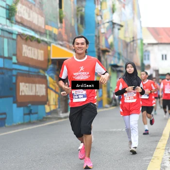 Runner Photo 8103292