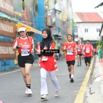 Runner Photo 8103296