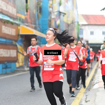 Runner Photo 8103339