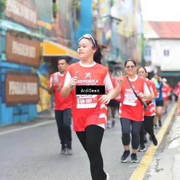 Runner Photo 8103346