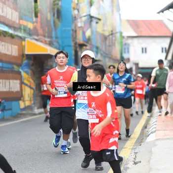 Runner Photo 8103354