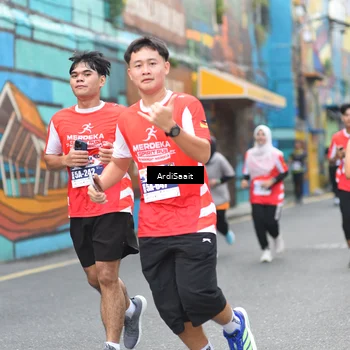 Runner Photo 8103356