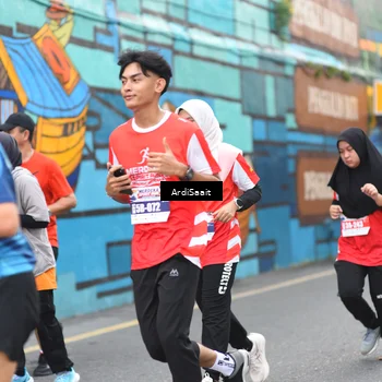 Runner Photo 8103366