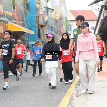 Runner Photo 8103368