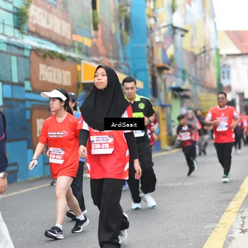 Runner Photo 8103376