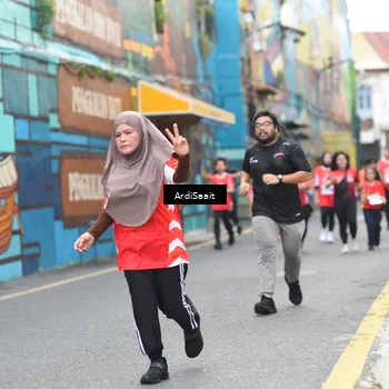 Runner Photo 8103394