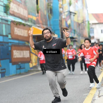 Runner Photo 8103402