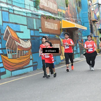 Runner Photo 8103406