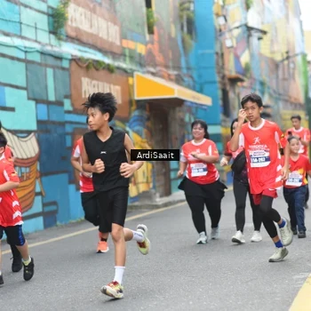 Runner Photo 8103411