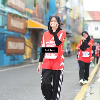 Runner Photo 8103444