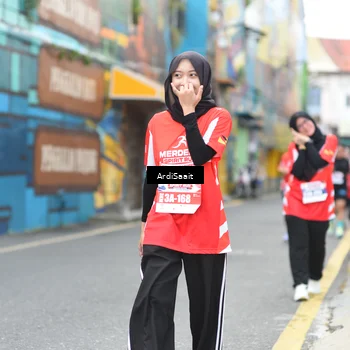Runner Photo 8103458