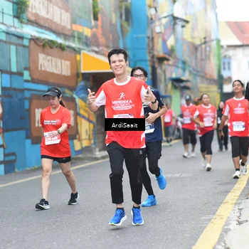 Runner Photo 8103497