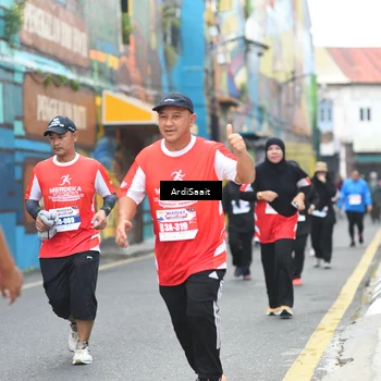 Runner Photo 8103523