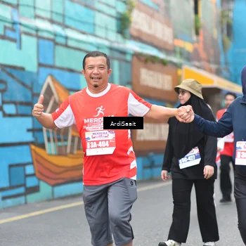 Runner Photo 8103530