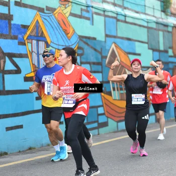 Runner Photo 8103559