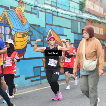Runner Photo 8103563