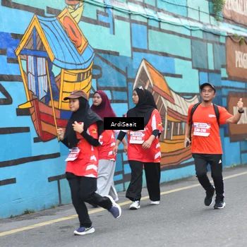 Runner Photo 8103588