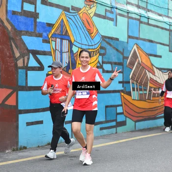 Runner Photo 8103590