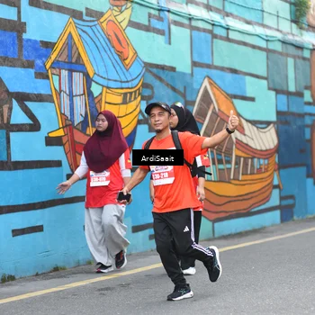 Runner Photo 8103595