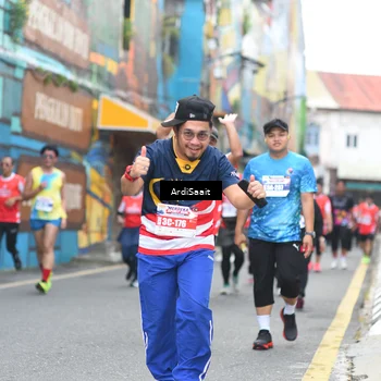Runner Photo 8103631
