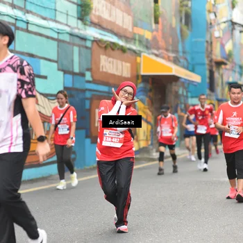 Runner Photo 8103639