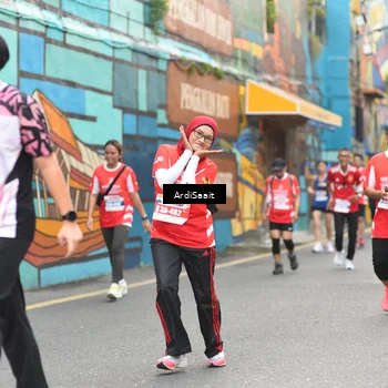 Runner Photo 8103640