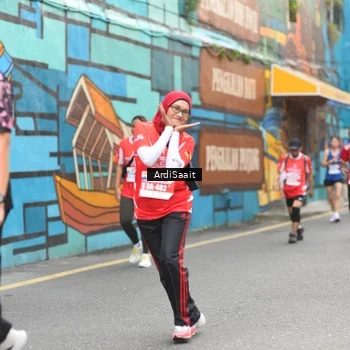 Runner Photo 8103642