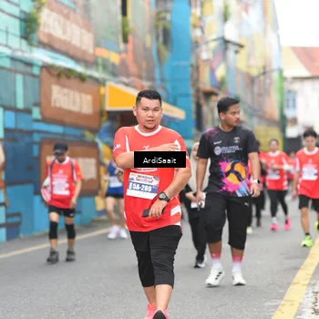 Runner Photo 8103646