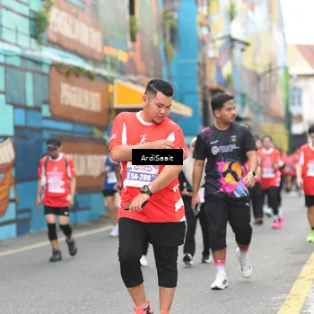 Runner Photo 8103649