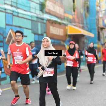 Runner Photo 8103658