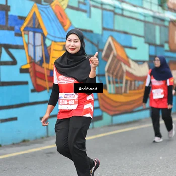 Runner Photo 8103676