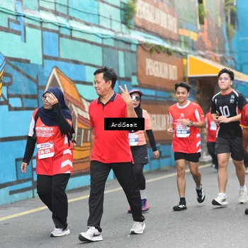Runner Photo 8103679