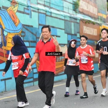 Runner Photo 8103683