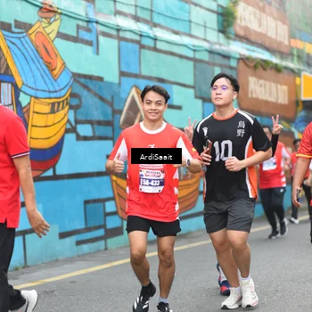 Runner Photo 8103685