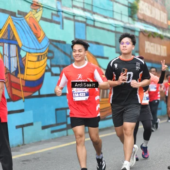 Runner Photo 8103686