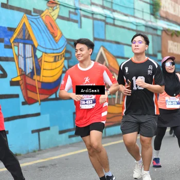Runner Photo 8103688