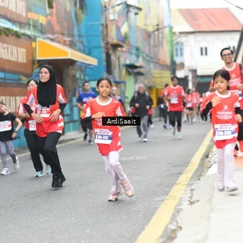 Runner Photo 8103715