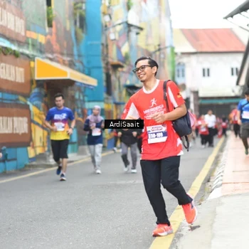 Runner Photo 8103720