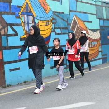 Runner Photo 8103726