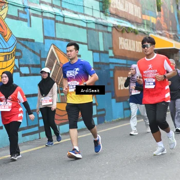 Runner Photo 8103729